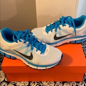 Nike Women’s Air ICarus+